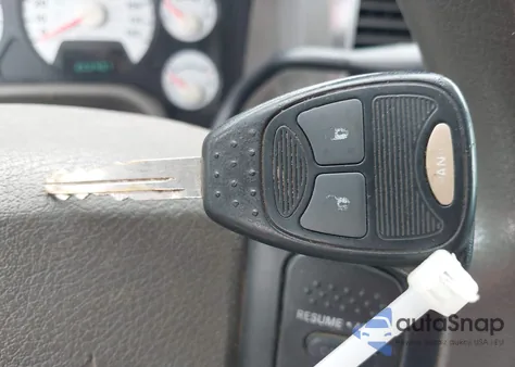 2008 Dodge Ram 1500 Sxt/Slt z USA, uszkodzony, nr VIN 3D7KS19D48G227526